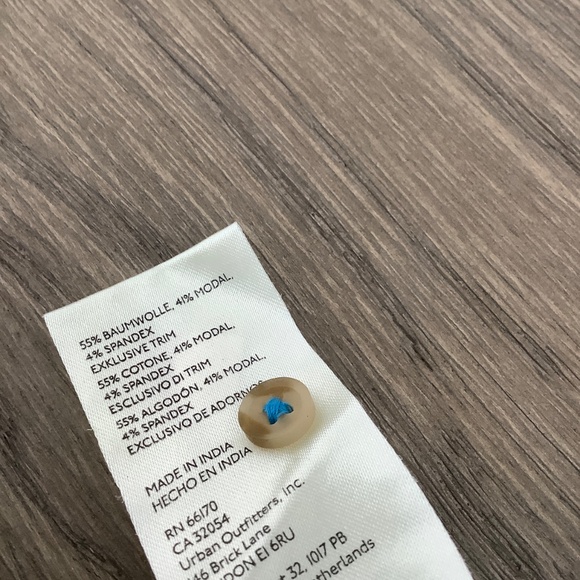 Brand New with tags Anthropologie tank - Picture 6 of 6